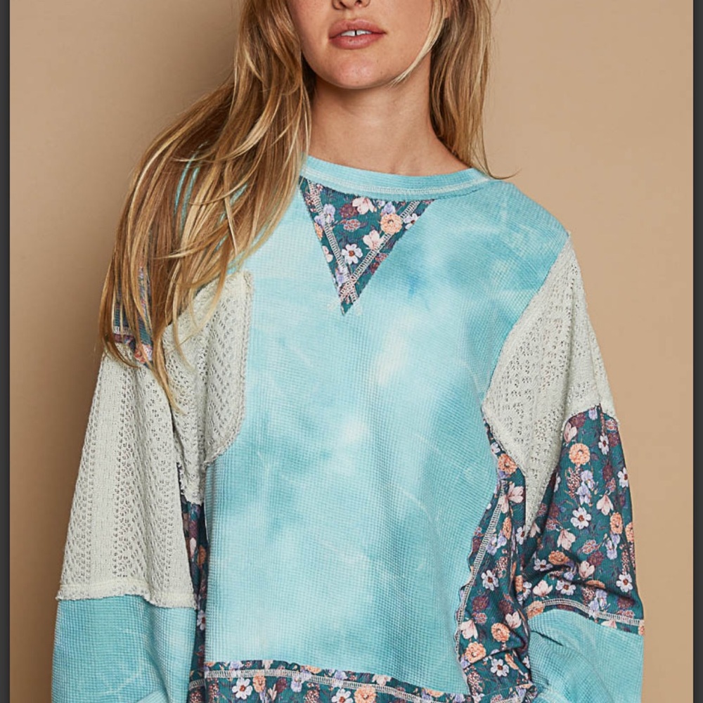 POL Floral Patchwork Light Blue and Cream Pullover